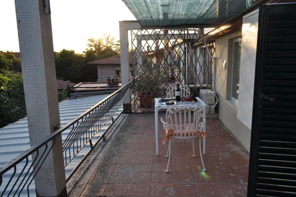 Appartement La Boutique à Bettolle Extérieur photo