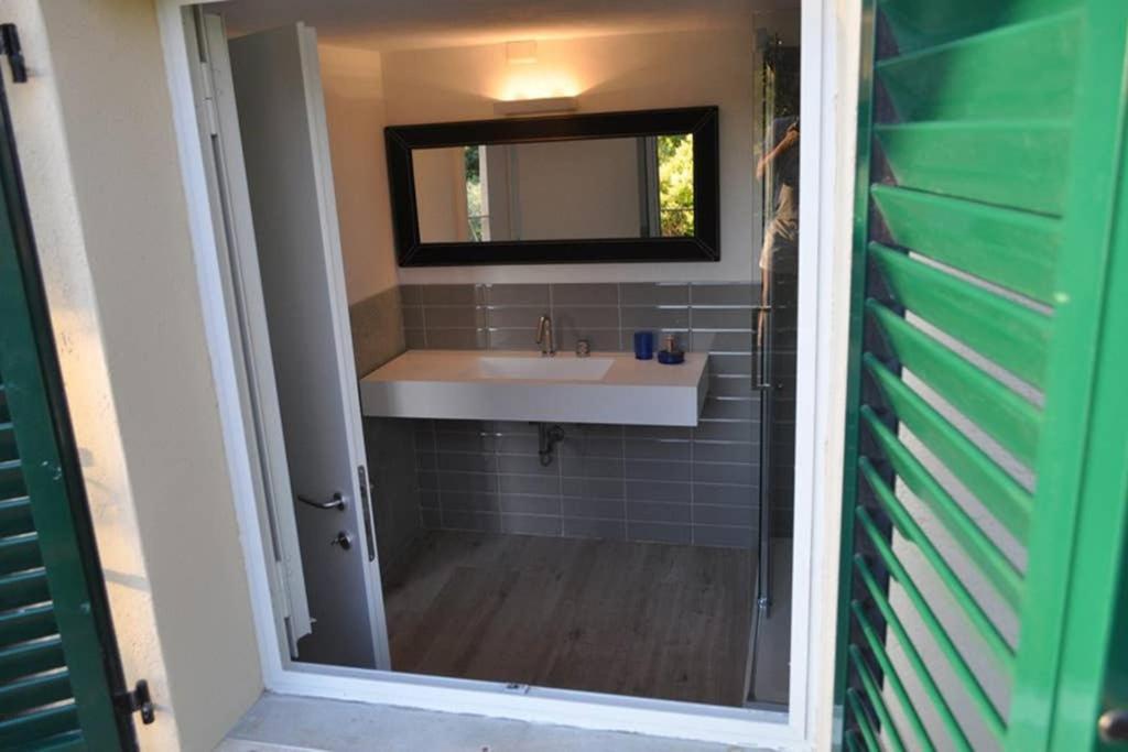 Appartement La Boutique à Bettolle Extérieur photo